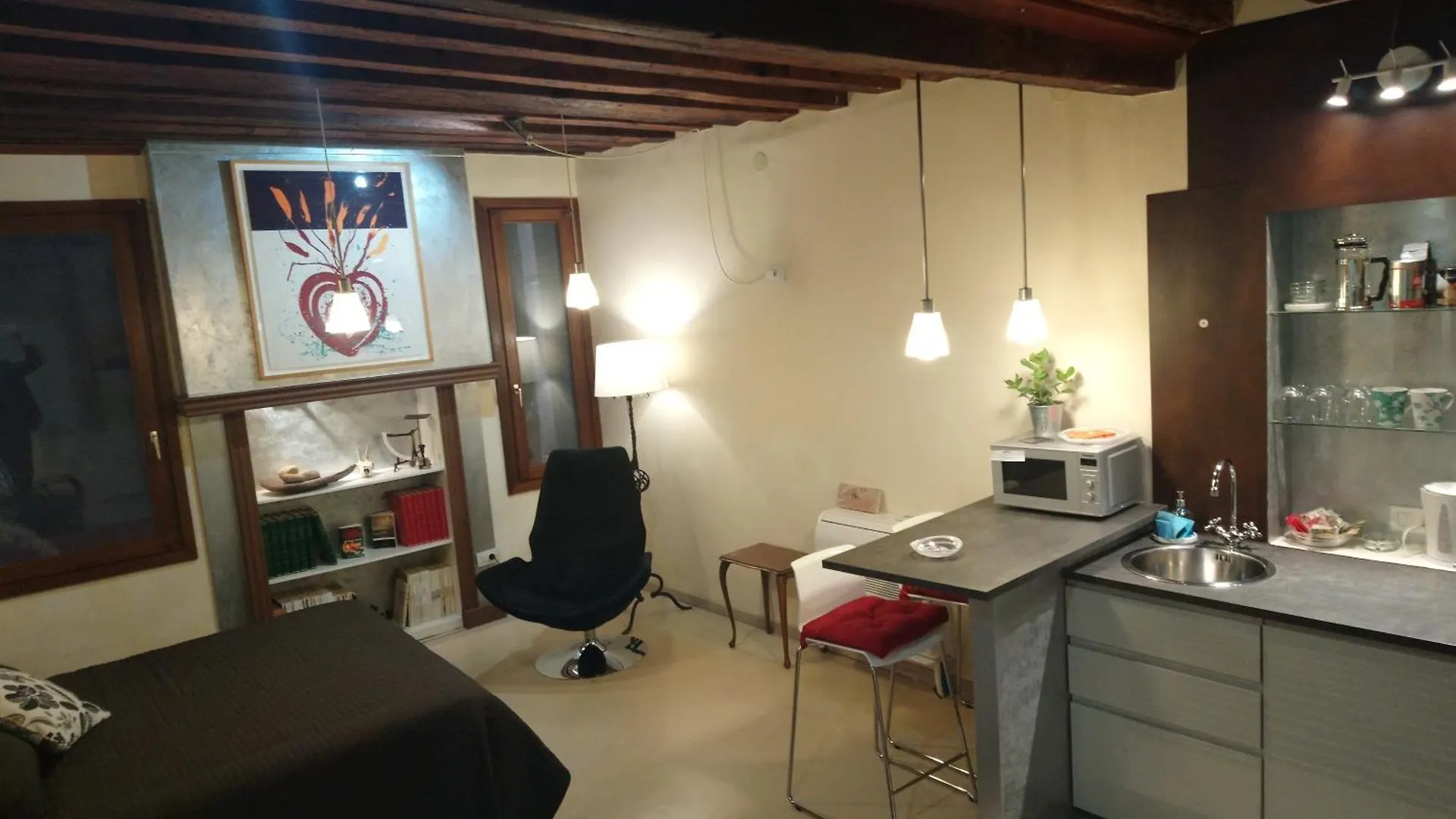 Suite Apartment San Marco 1825 Venice 0*,  Italy